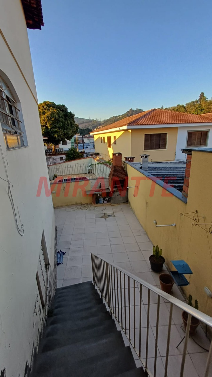 Sobrado de 190m² com 2 quartos em Vila Rosa