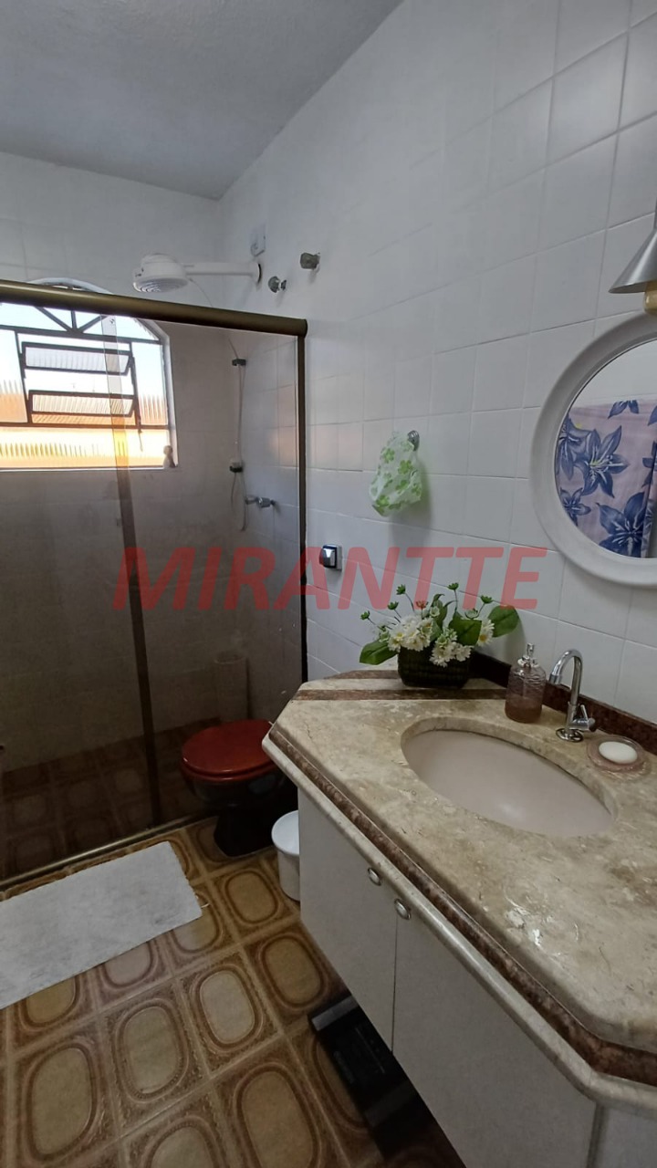 Sobrado de 190m² com 2 quartos em Vila Rosa