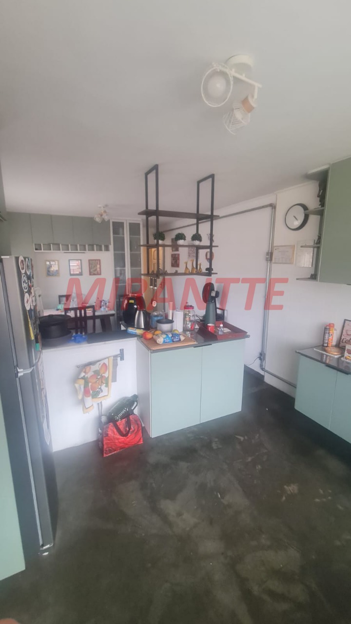 Sobrado de 190m² com 2 quartos em Vila Rosa