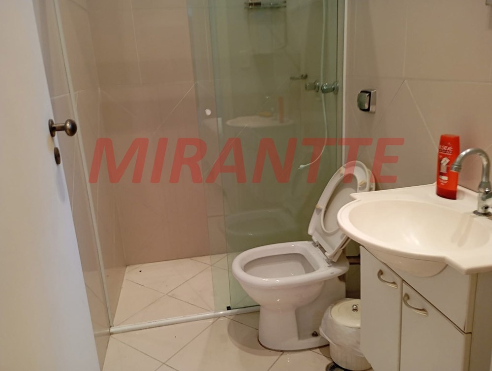 Sobrado de 332m² com 8 quartos em Tremembe