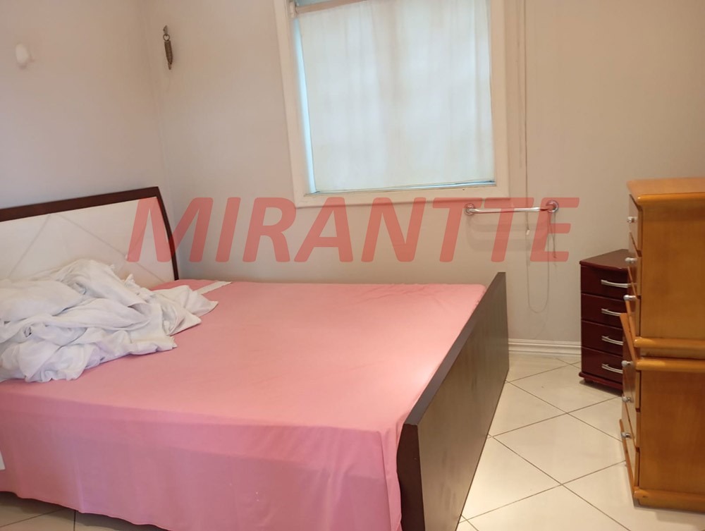 Sobrado de 332m² com 8 quartos em Tremembe