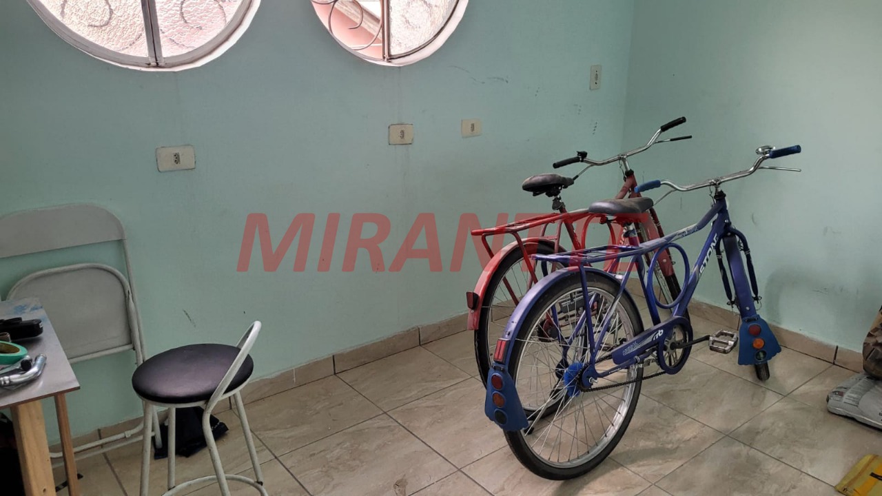 Sobrado de 81m² com 5 quartos em Vila Constança