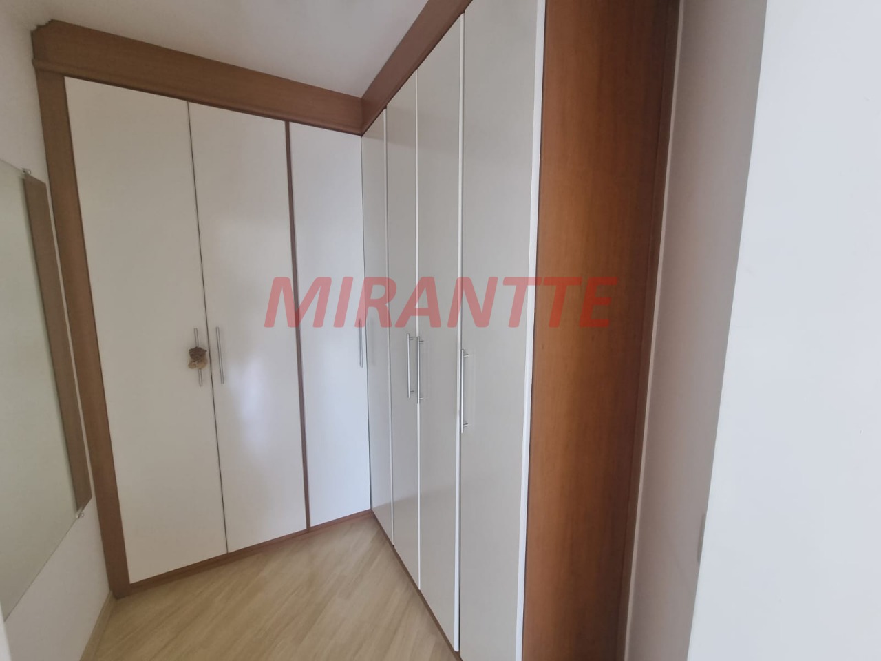 Cond. fechado de 448.16m² com 4 quartos em Nova Higienópolis