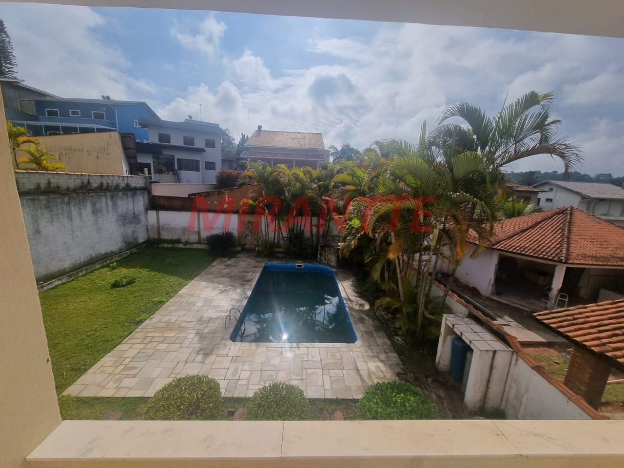 Cond. fechado de 448.16m² com 4 quartos em Nova Higienópolis