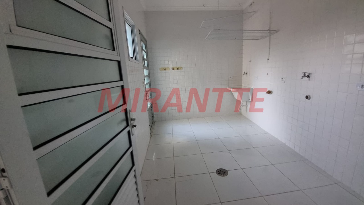 Cond. fechado de 400m² com 4 quartos em ITAPEMA