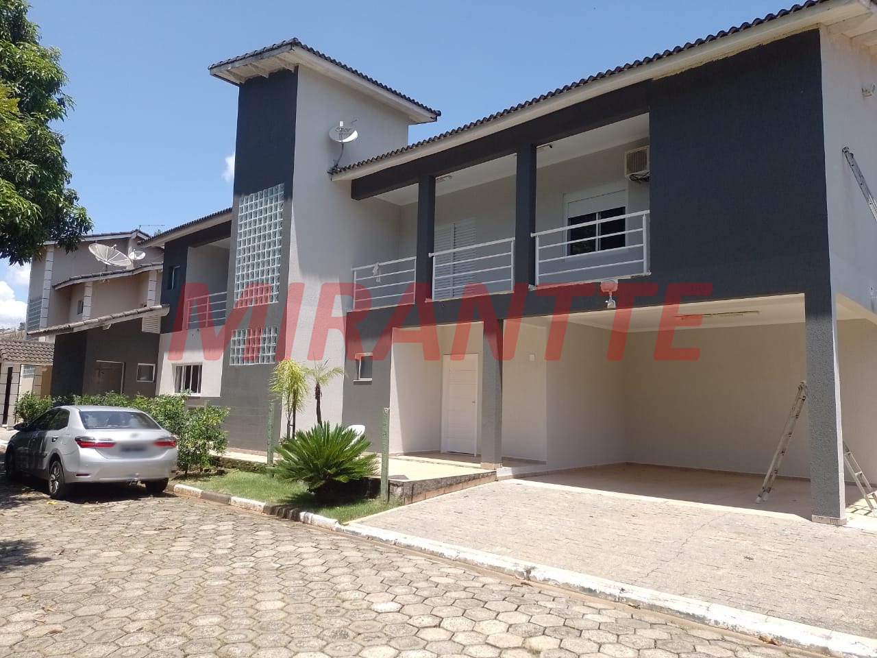 Cond. fechado de 400m² com 4 quartos em ITAPEMA