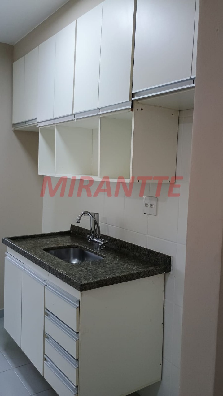 Apartamento de 60m² com 2 quartos em Limão