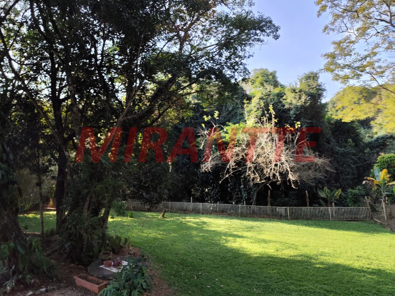 ChÁcara de 210m² com 2 quartos em Nova Chácara do Pinhal IV (Pinhal)