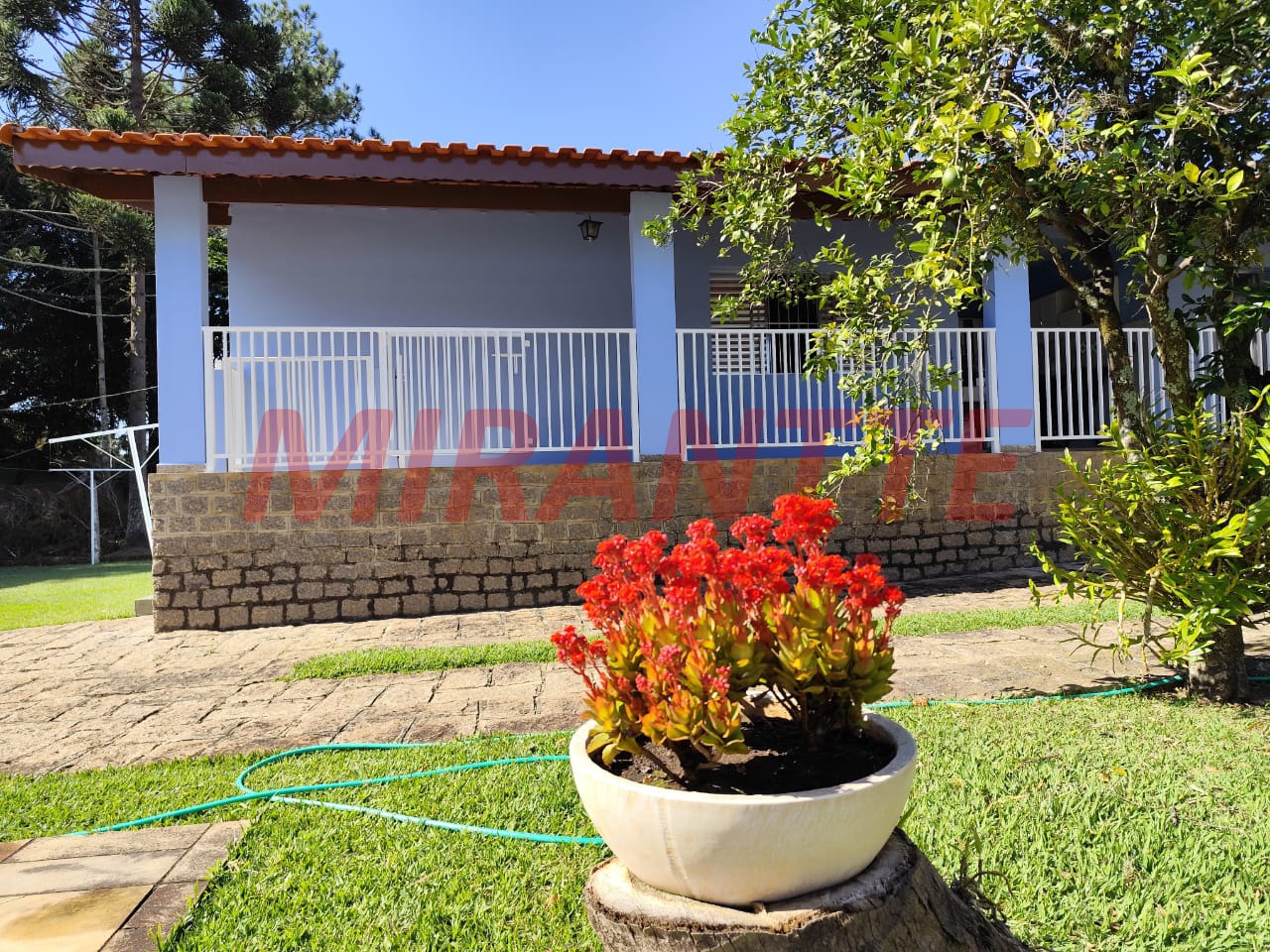ChÁcara de 210m² com 2 quartos em Nova Chácara do Pinhal IV (Pinhal)