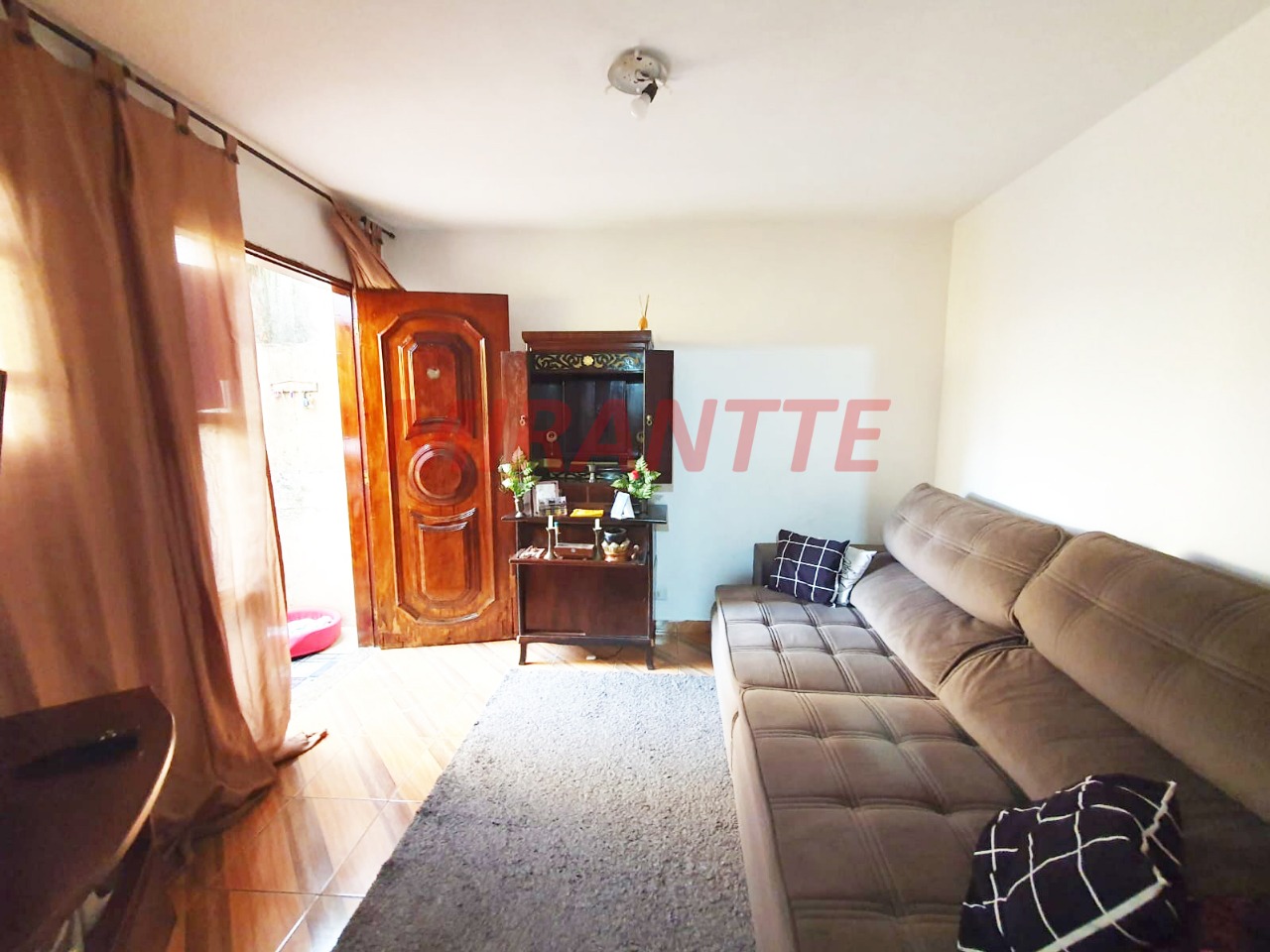 Sobrado de 203m² com 4 quartos em Jardim Paraiso