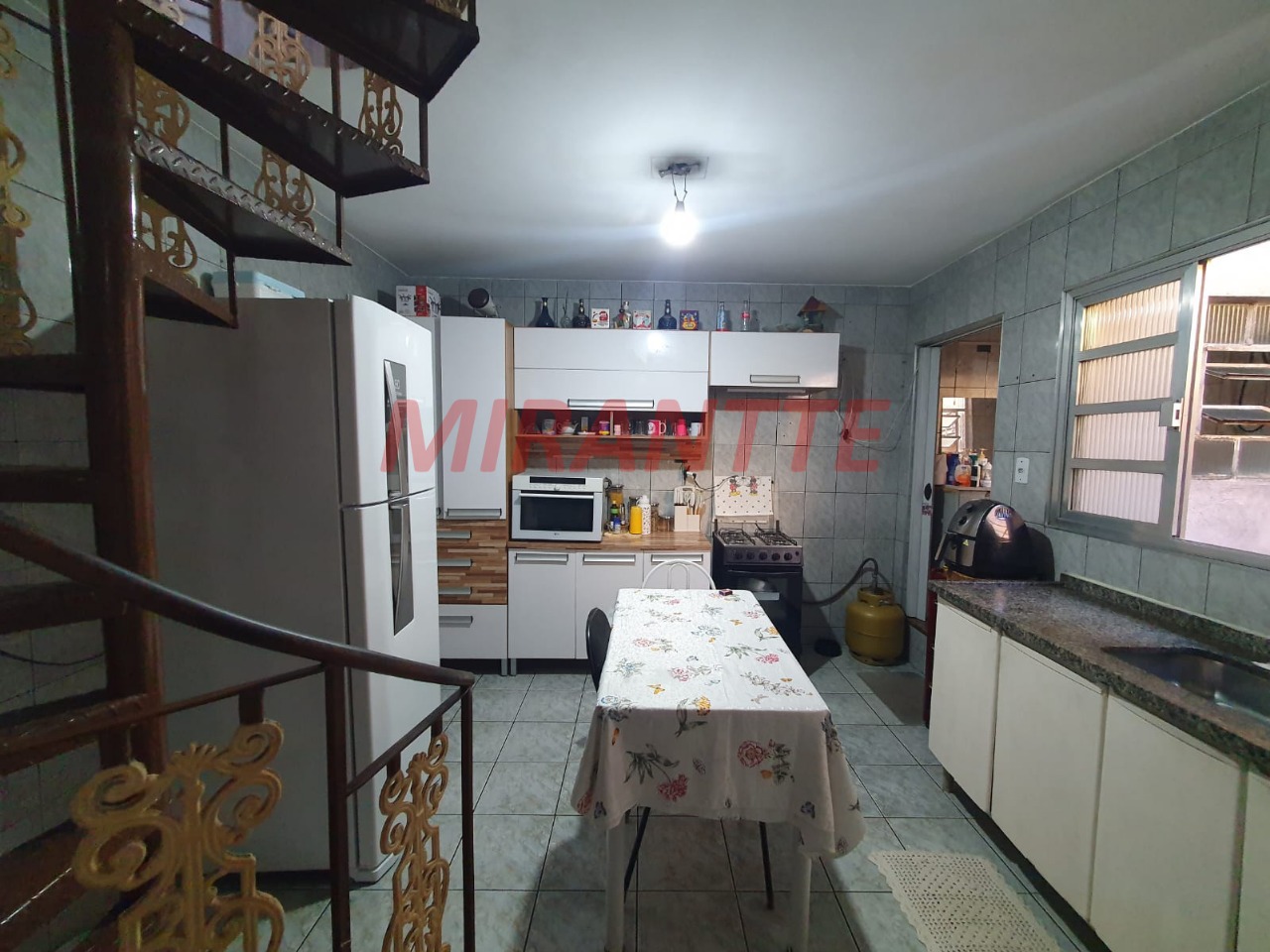 Sobrado de 203m² com 4 quartos em Jardim Paraiso