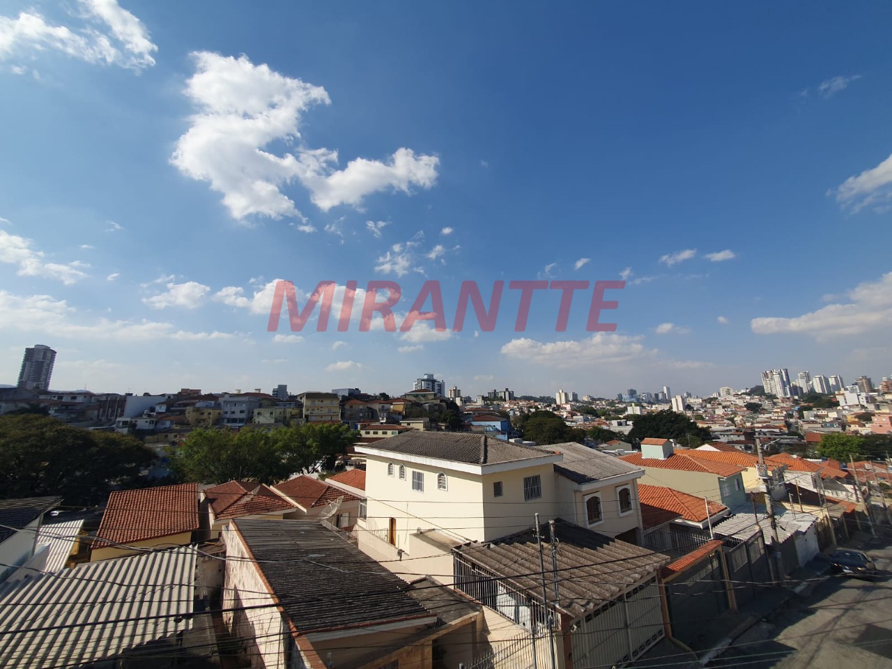Sobrado de 203m² com 4 quartos em Jardim Paraiso