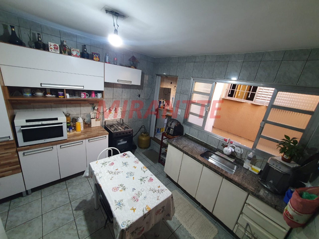 Sobrado de 203m² com 4 quartos em Jardim Paraiso