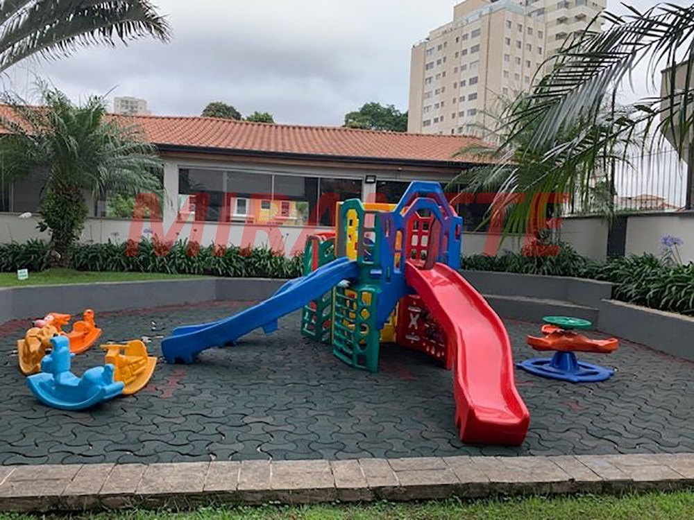 Apartamento de 90m² com 3 quartos em Santa Teresinha