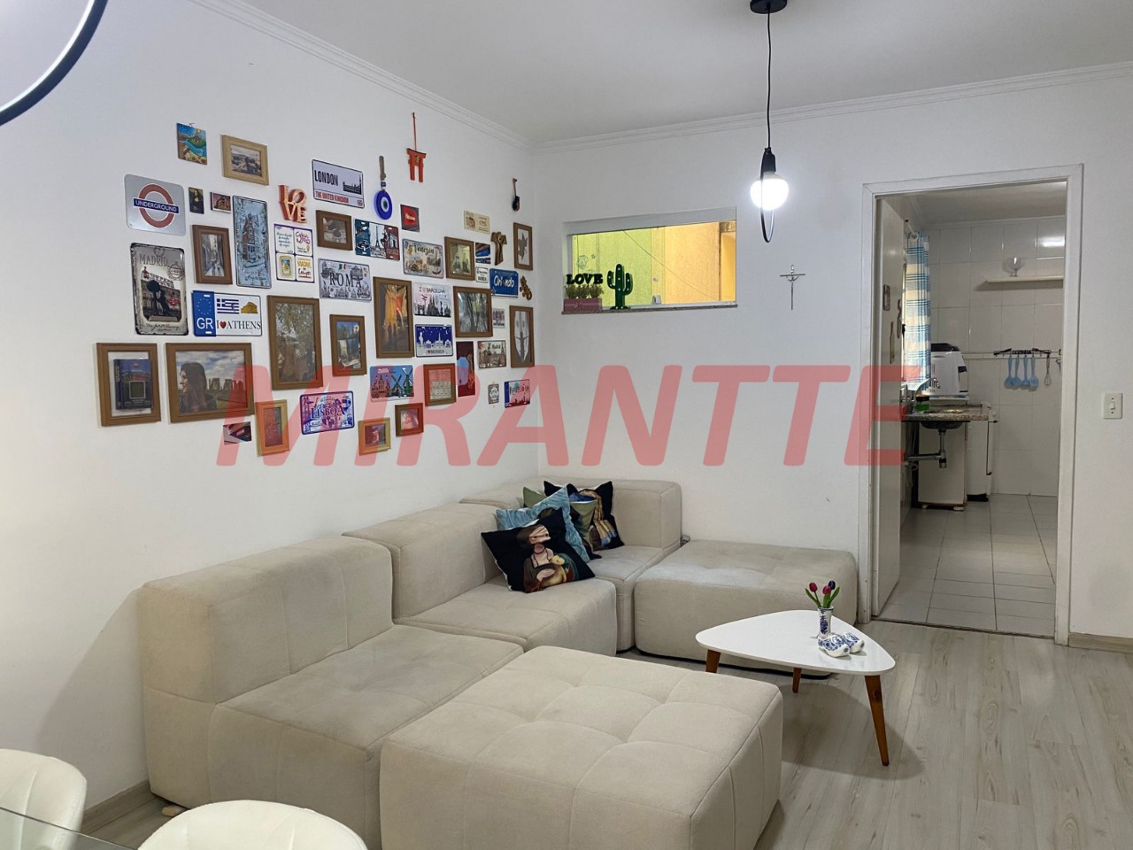 Cond. fechado de 93m² com 3 quartos em Vila Gustavo