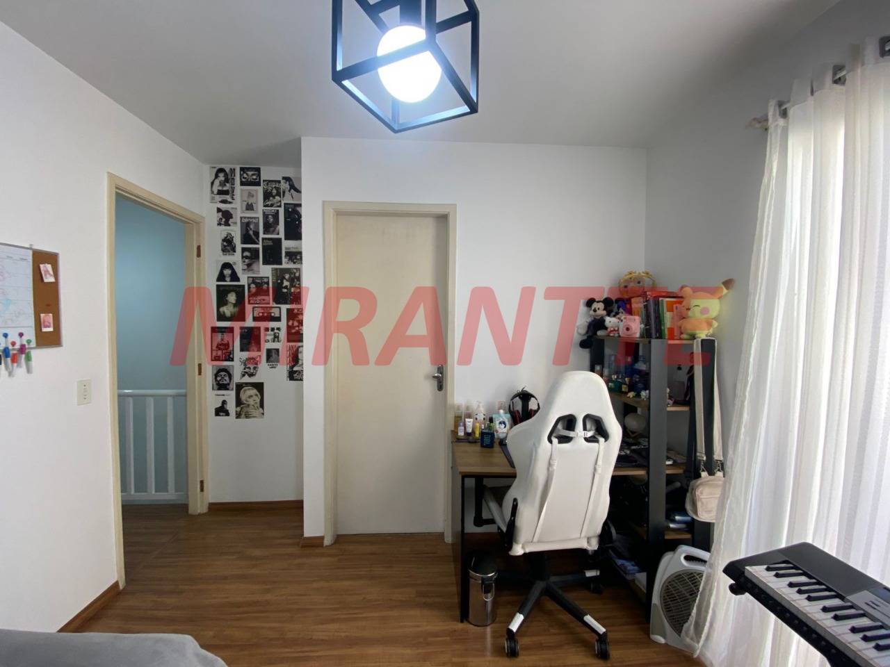 Cond. fechado de 93m² com 3 quartos em Vila Gustavo