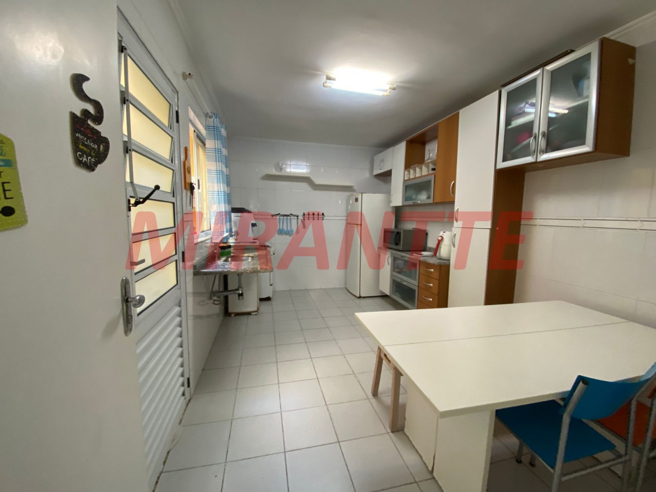Cond. fechado de 93m² com 3 quartos em Vila Gustavo