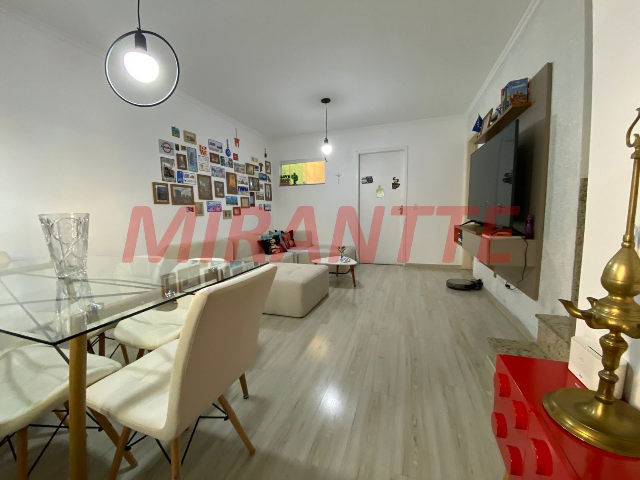 Cond. fechado de 93m² com 3 quartos em Vila Gustavo