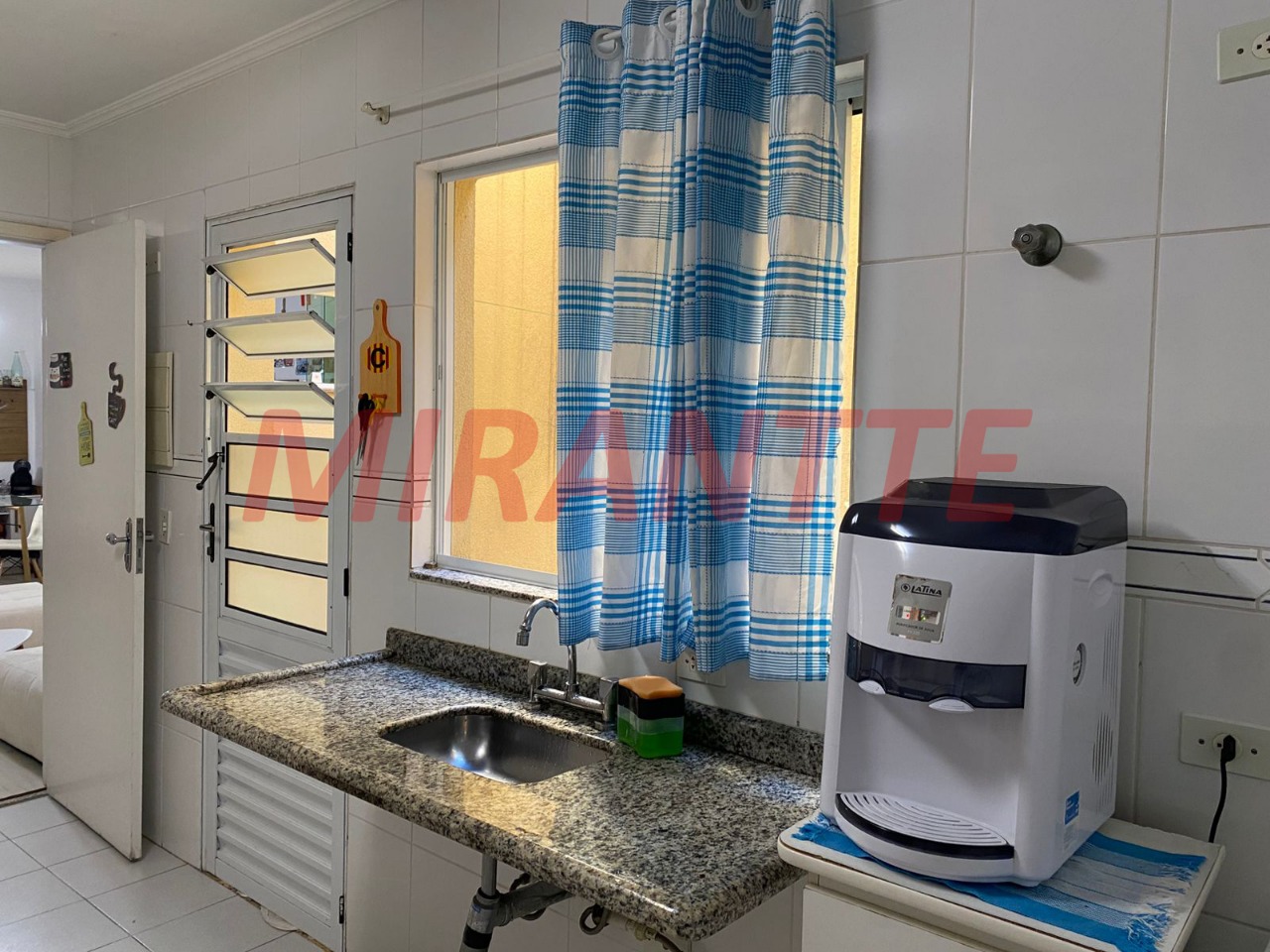 Cond. fechado de 93m² com 3 quartos em Vila Gustavo