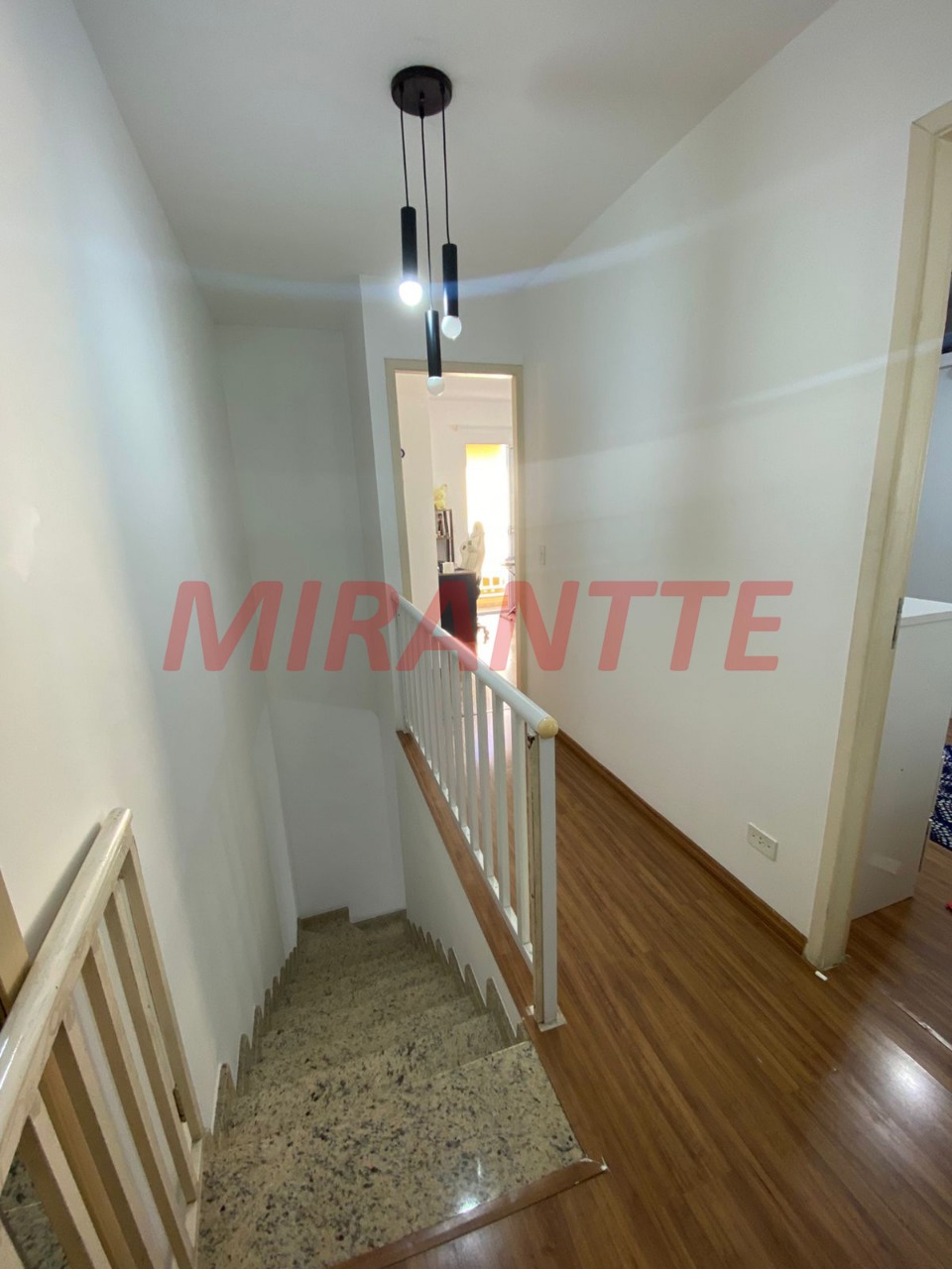 Cond. fechado de 93m² com 3 quartos em Vila Gustavo