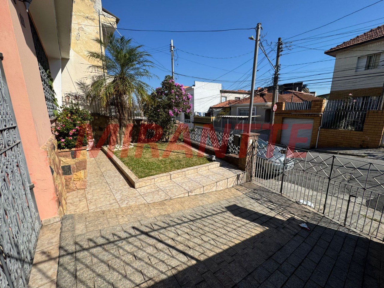 Casa terrea de 143m² com 3 quartos em Vila Pereira Cerca