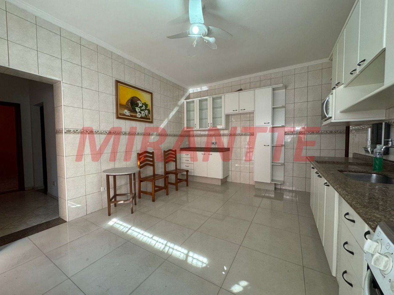 Casa terrea de 143m² com 3 quartos em Vila Pereira Cerca