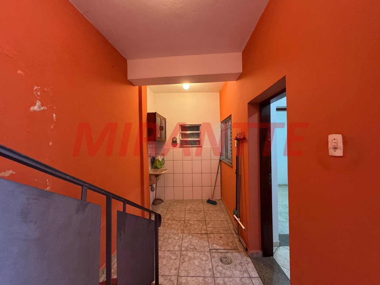Casa terrea de 143m² com 3 quartos em Vila Pereira Cerca