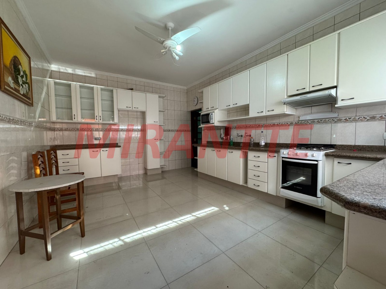 Casa terrea de 143m² com 3 quartos em Vila Pereira Cerca
