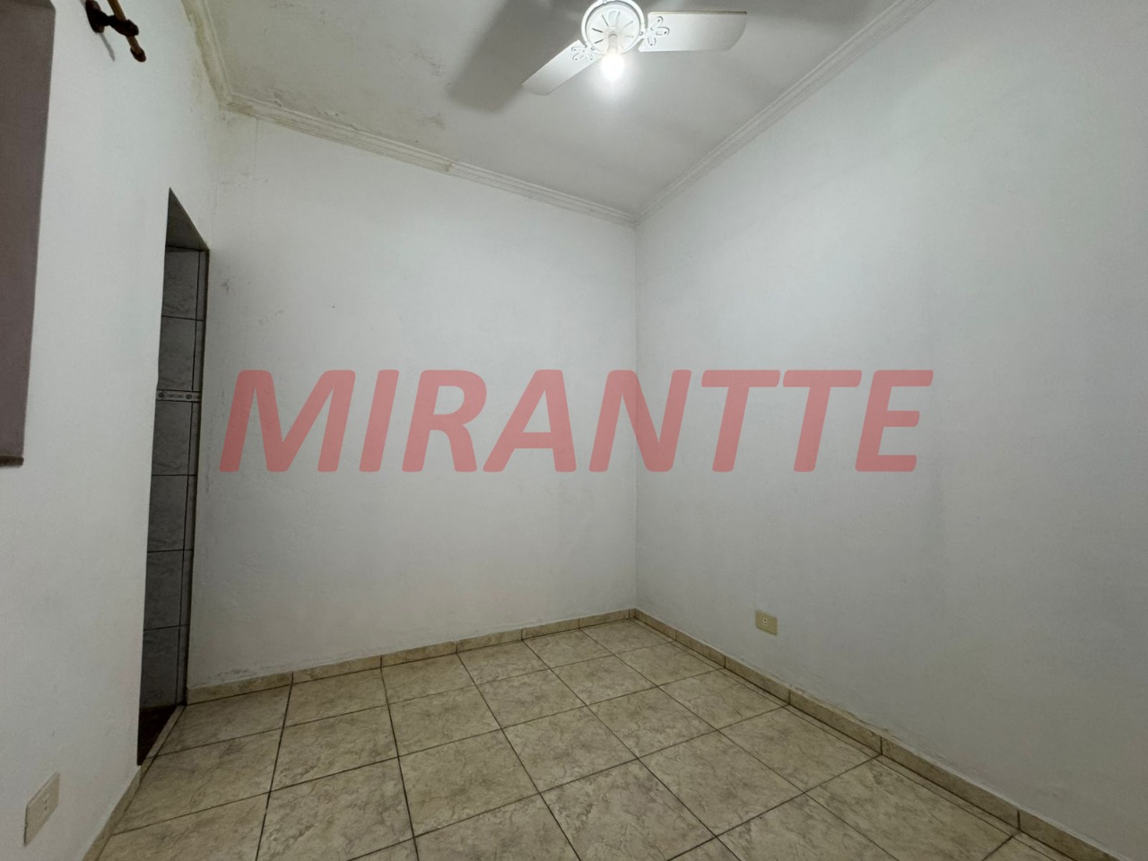 Casa terrea de 143m² com 3 quartos em Vila Pereira Cerca