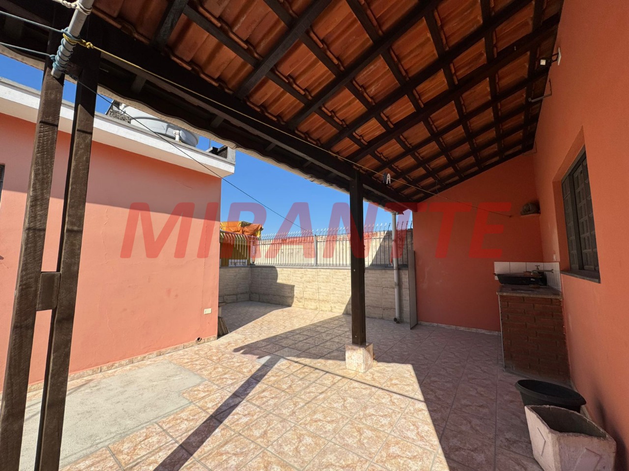 Casa terrea de 143m² com 3 quartos em Vila Pereira Cerca