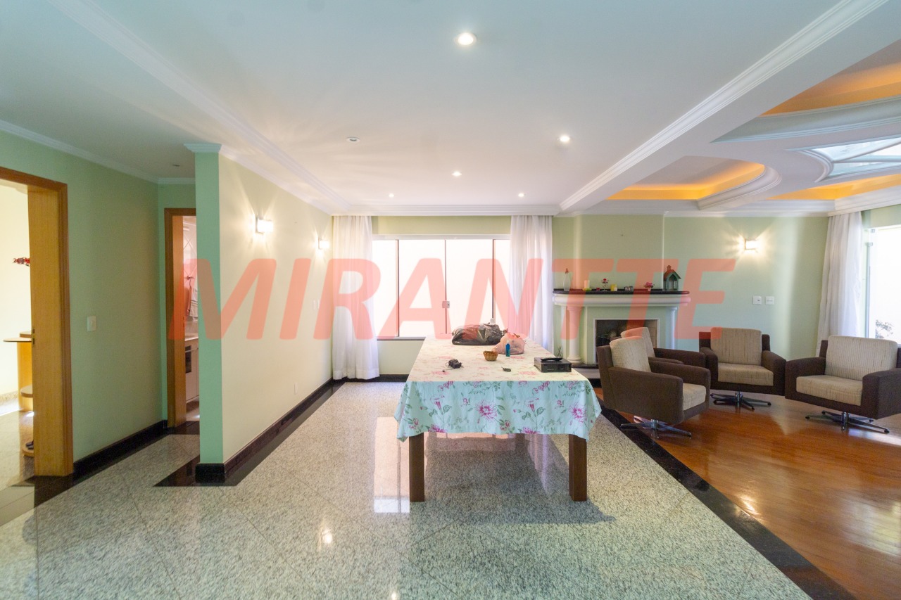 Sobrado de 492m² com 4 quartos em Vila Albertina