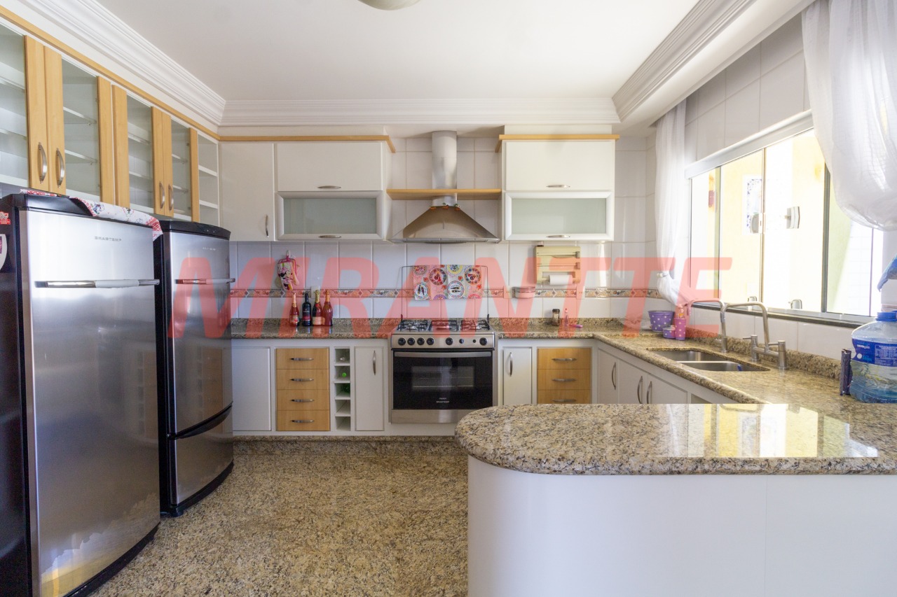 Sobrado de 492m² com 4 quartos em Vila Albertina