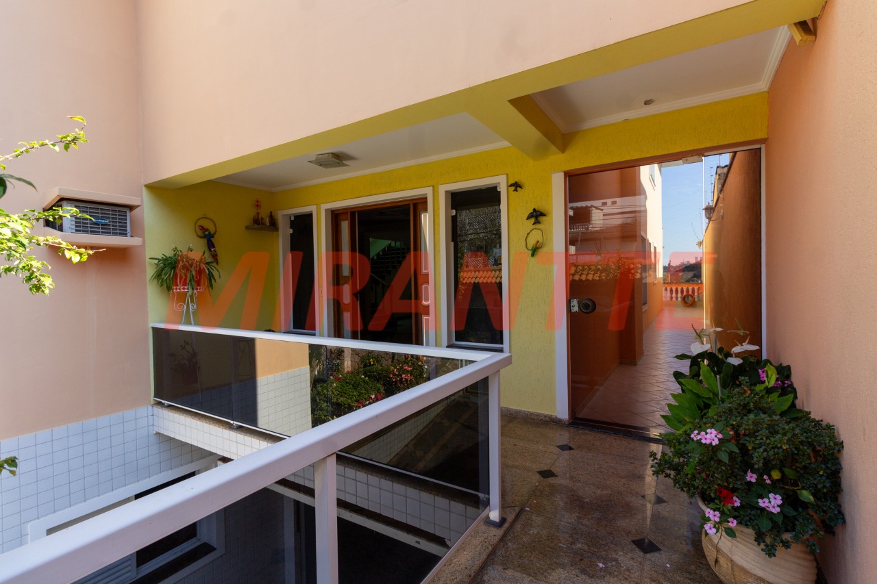 Sobrado de 492m² com 4 quartos em Vila Albertina
