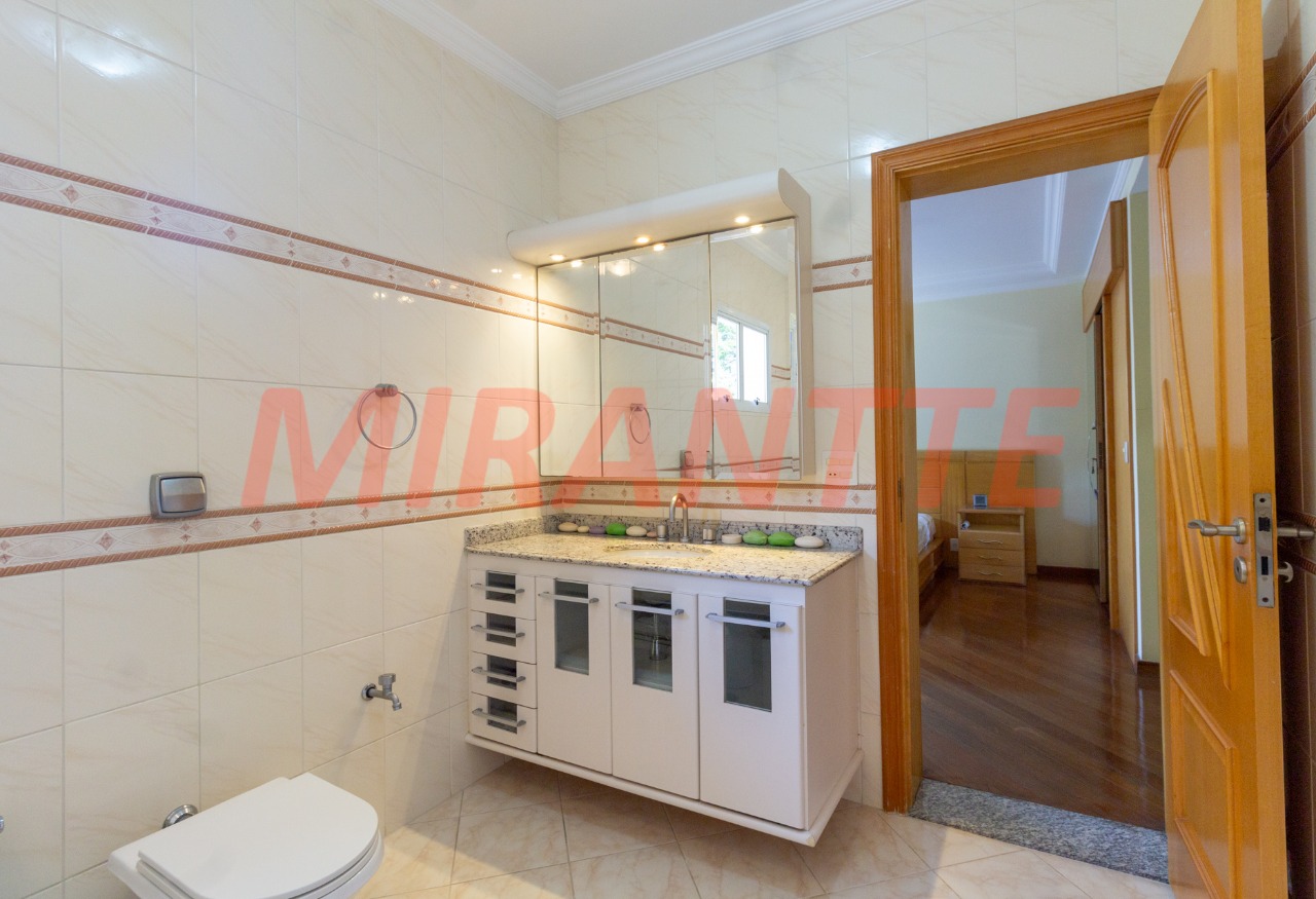 Sobrado de 492m² com 4 quartos em Vila Albertina