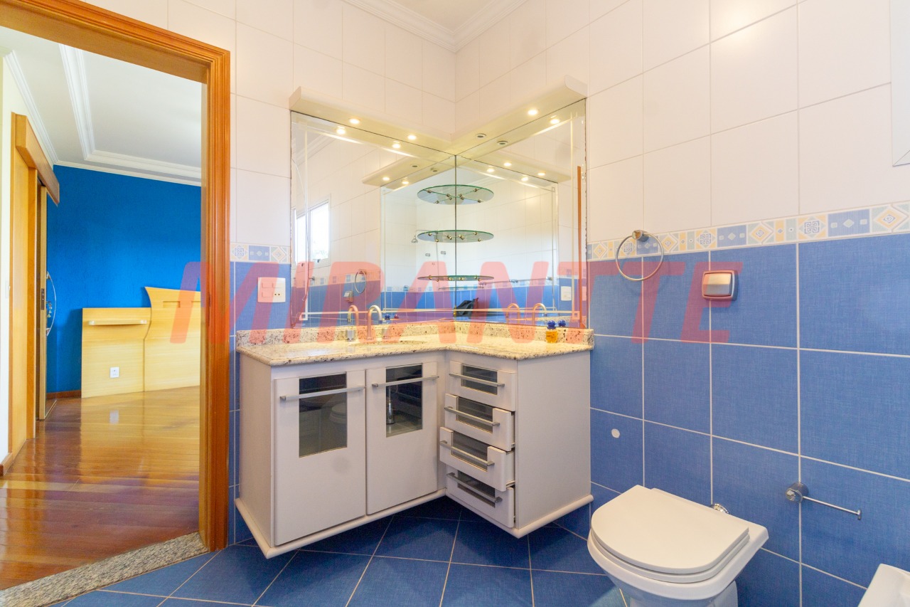 Sobrado de 492m² com 4 quartos em Vila Albertina