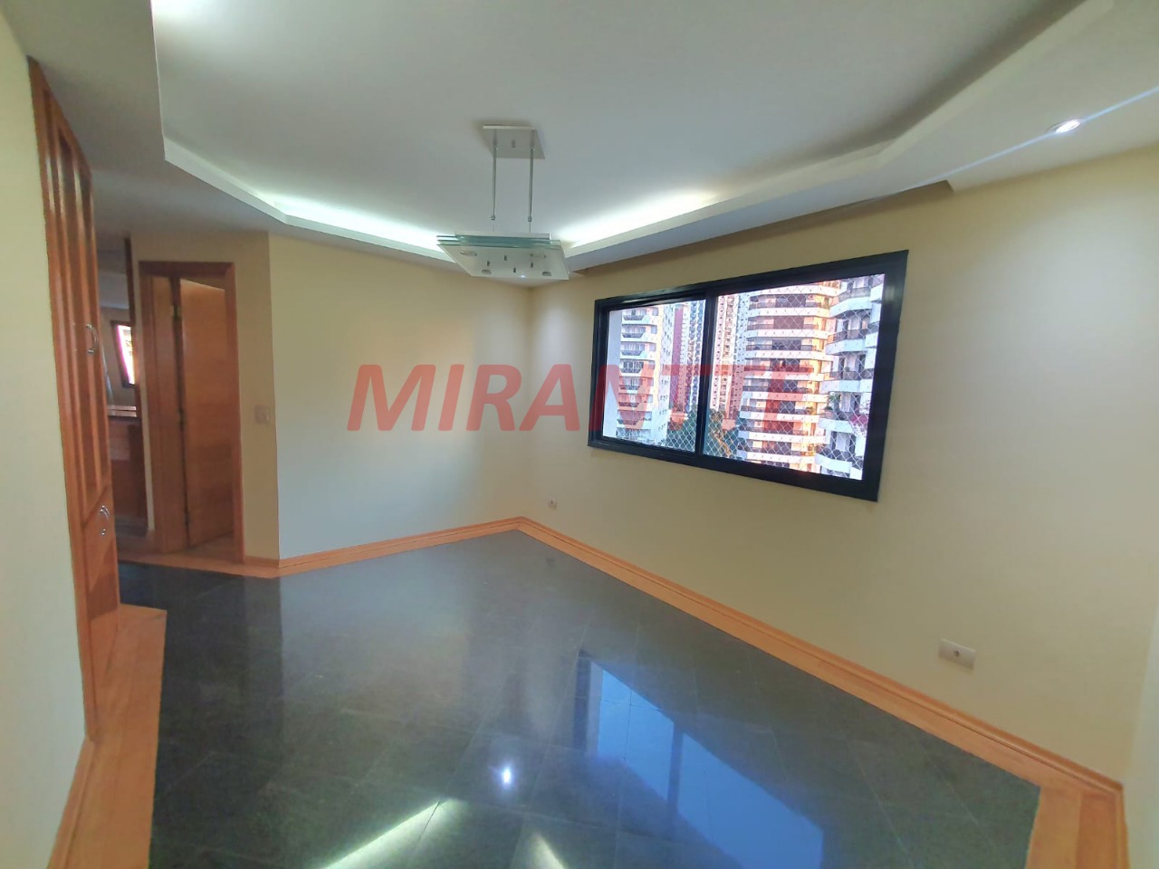 Apartamento de 160m² com 3 quartos em Santana