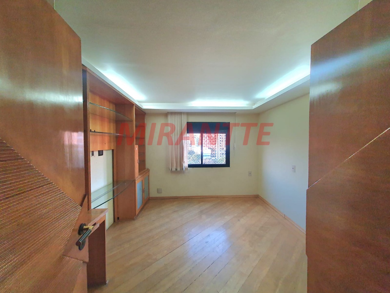Apartamento de 160m² com 3 quartos em Santana