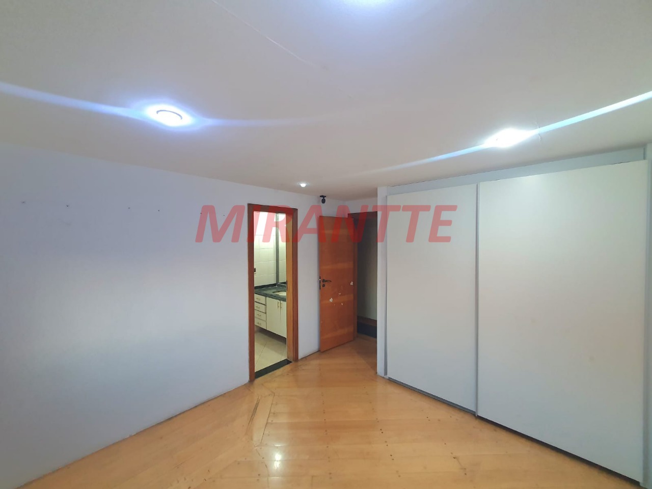 Apartamento de 160m² com 3 quartos em Santana