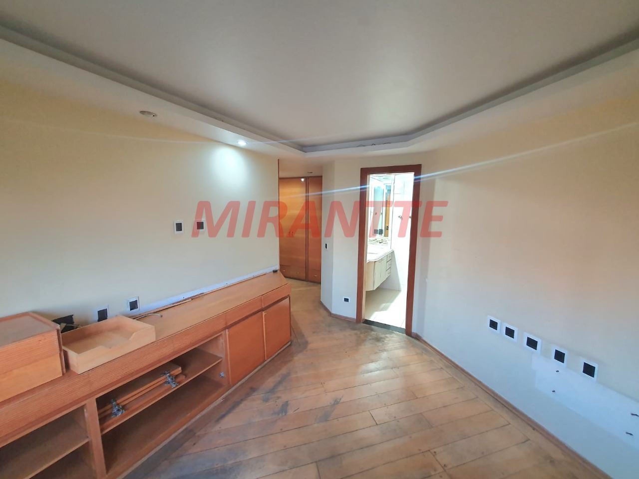 Apartamento de 160m² com 3 quartos em Santana