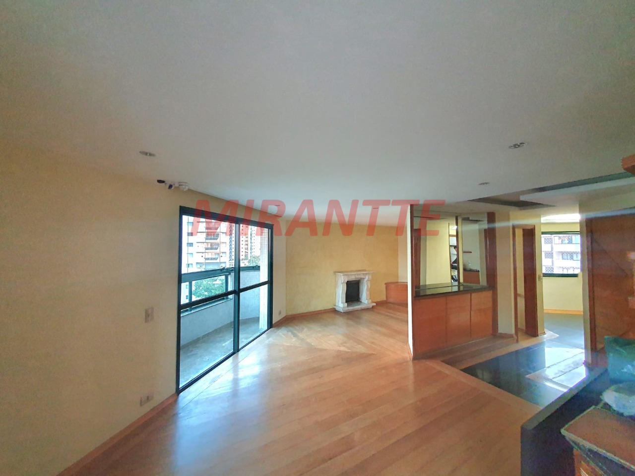 Apartamento de 160m² com 3 quartos em Santana