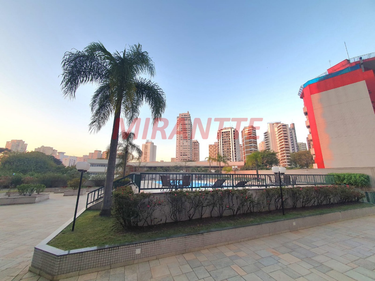 Apartamento de 160m² com 3 quartos em Santana
