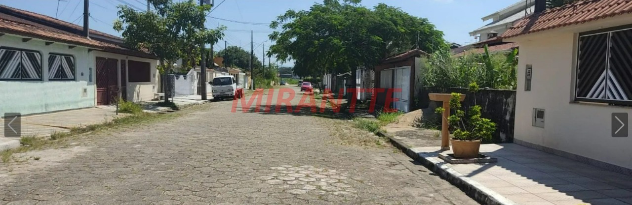 Casa terrea de 131m² com 3 quartos em Balneário Três Marias