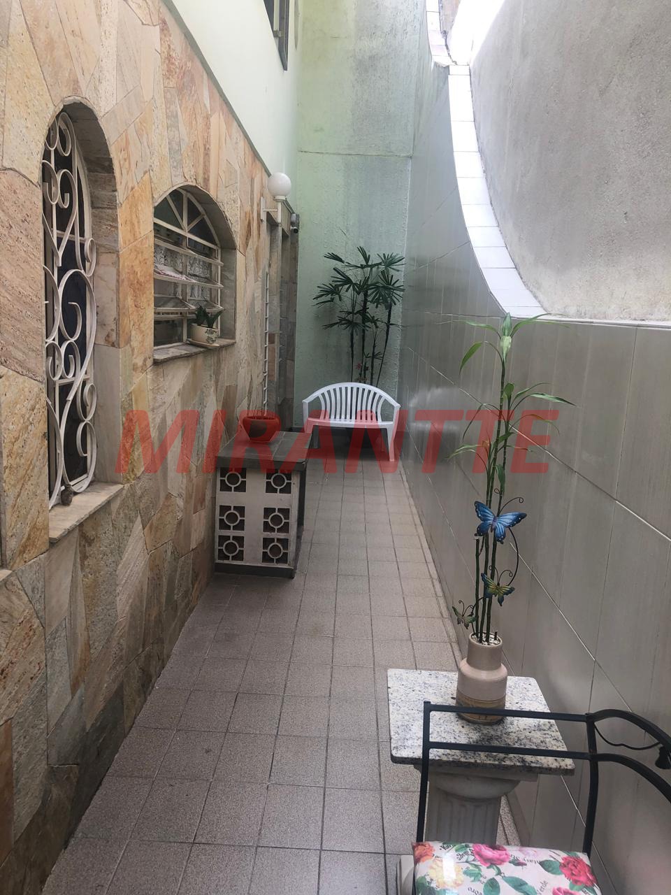 Casa terrea de 245m² com 3 quartos em Vila Cavaton