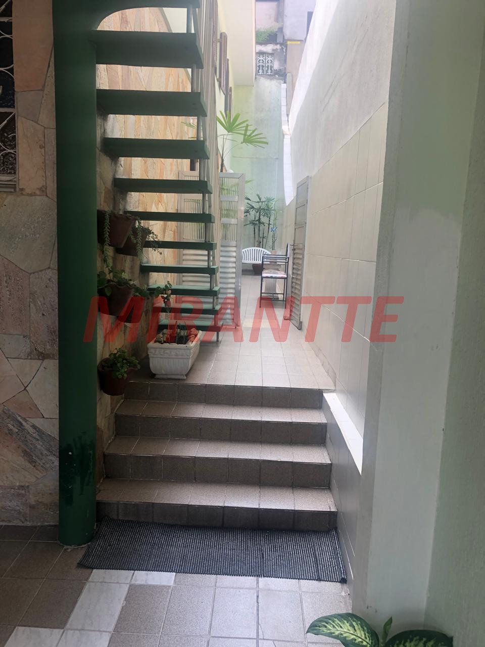 Casa terrea de 245m² com 3 quartos em Vila Cavaton