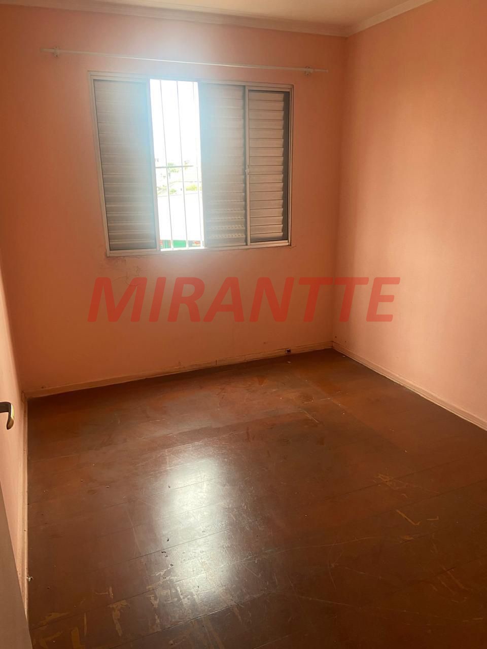 Apartamento de 60m² com 2 quartos em Jardim São Sebastião