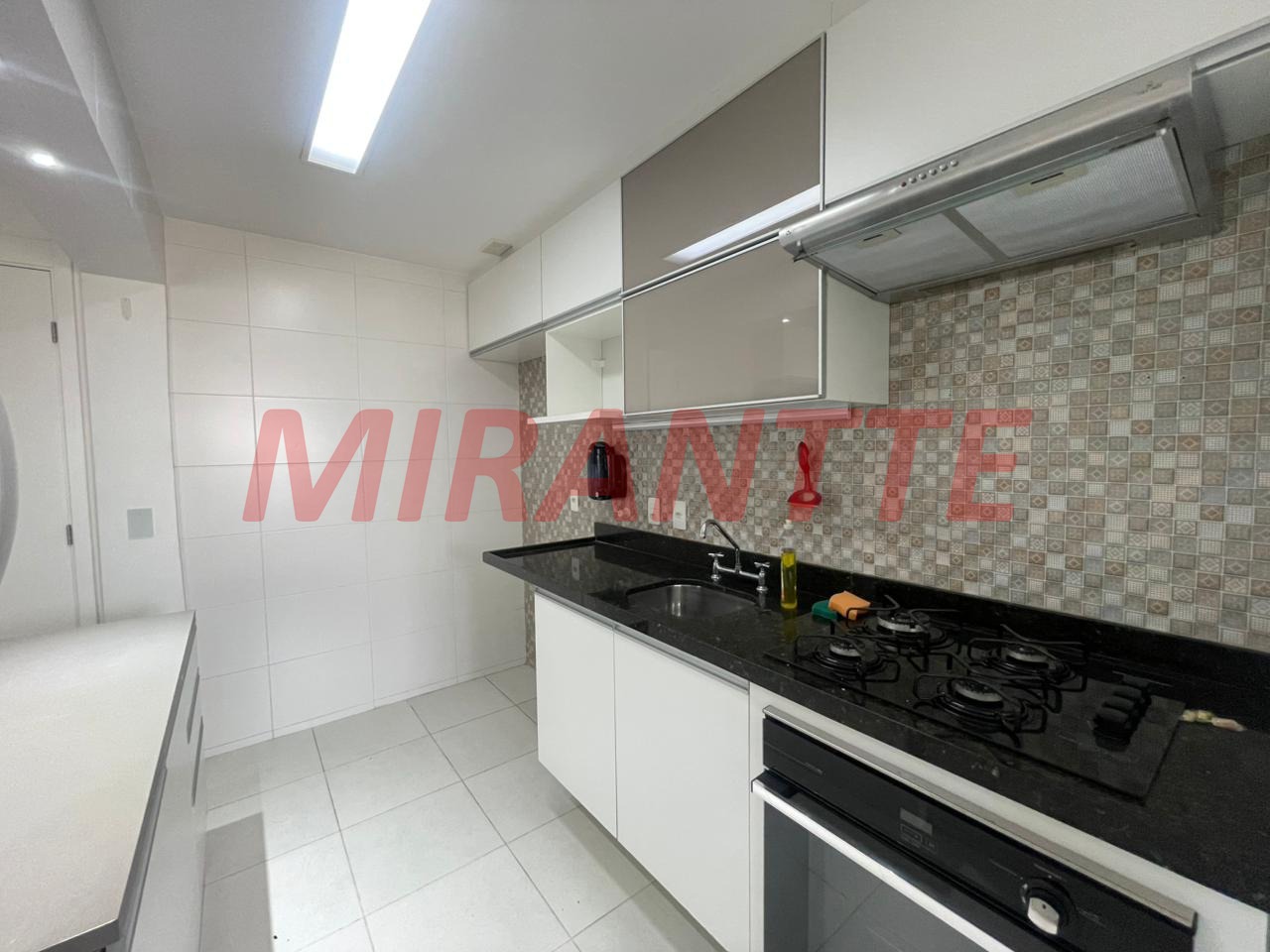 Apartamento de 65m² com 2 quartos em Vila Ester