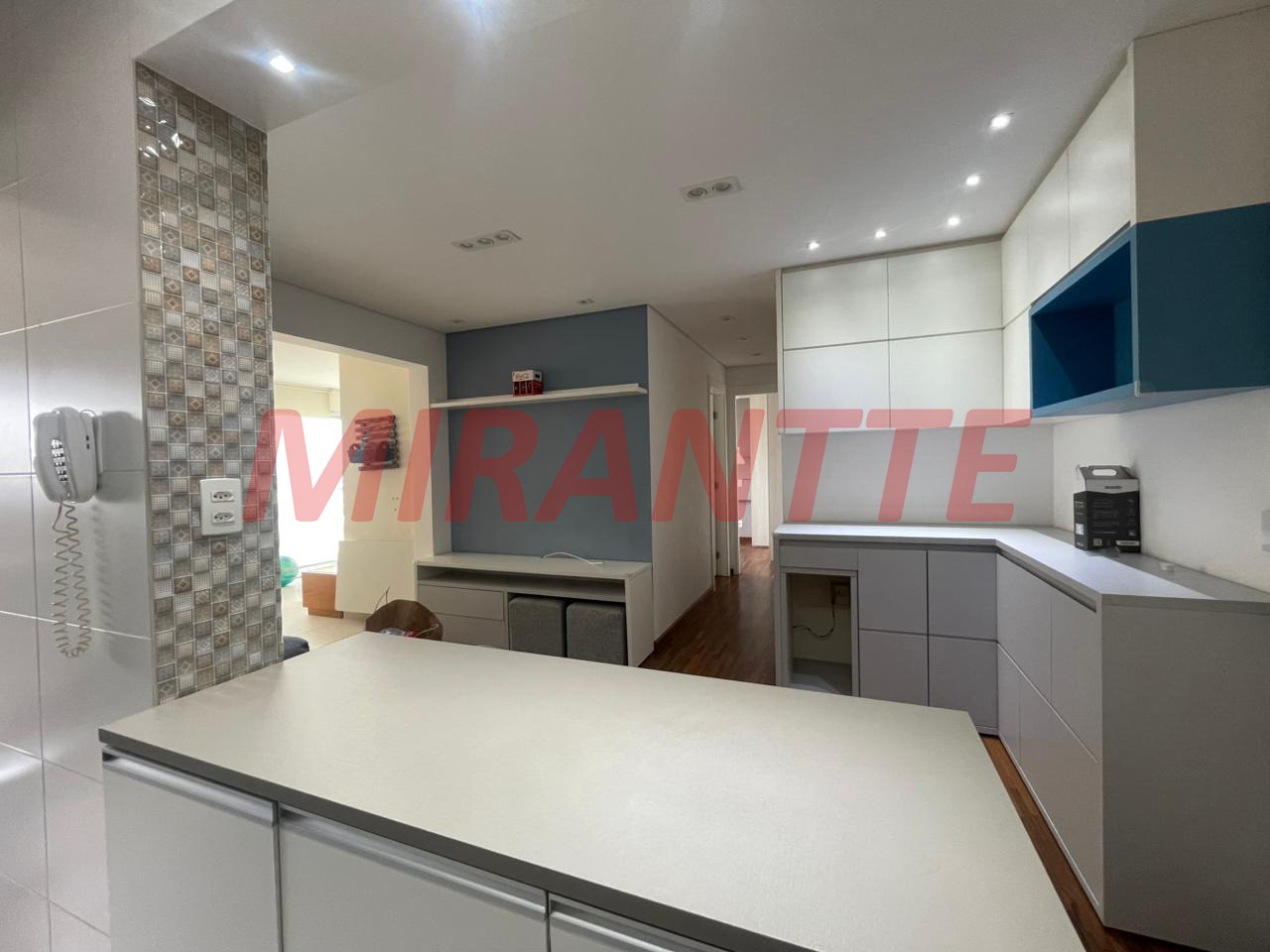 Apartamento de 65m² com 2 quartos em Vila Ester