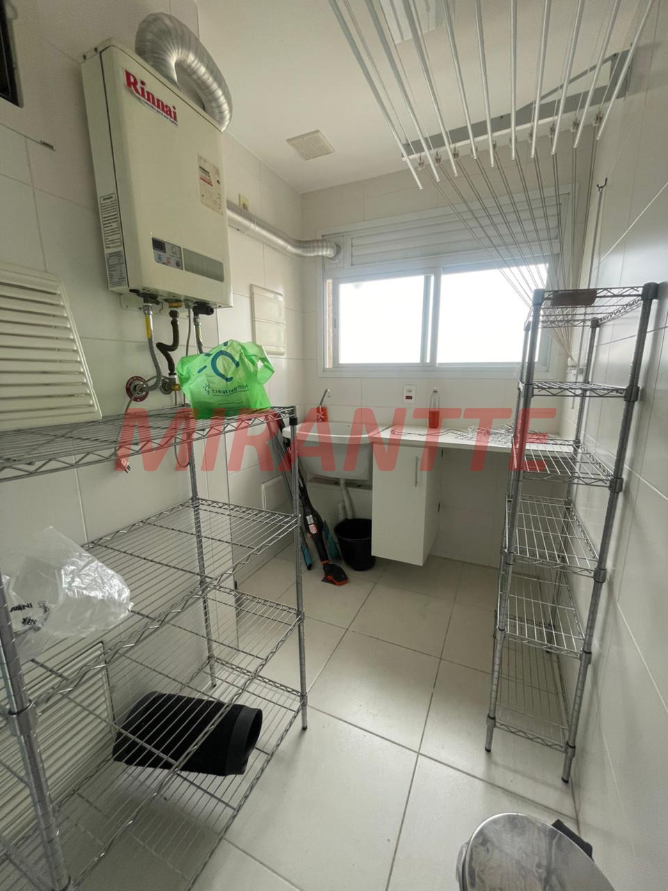 Apartamento de 65m² com 2 quartos em Vila Ester