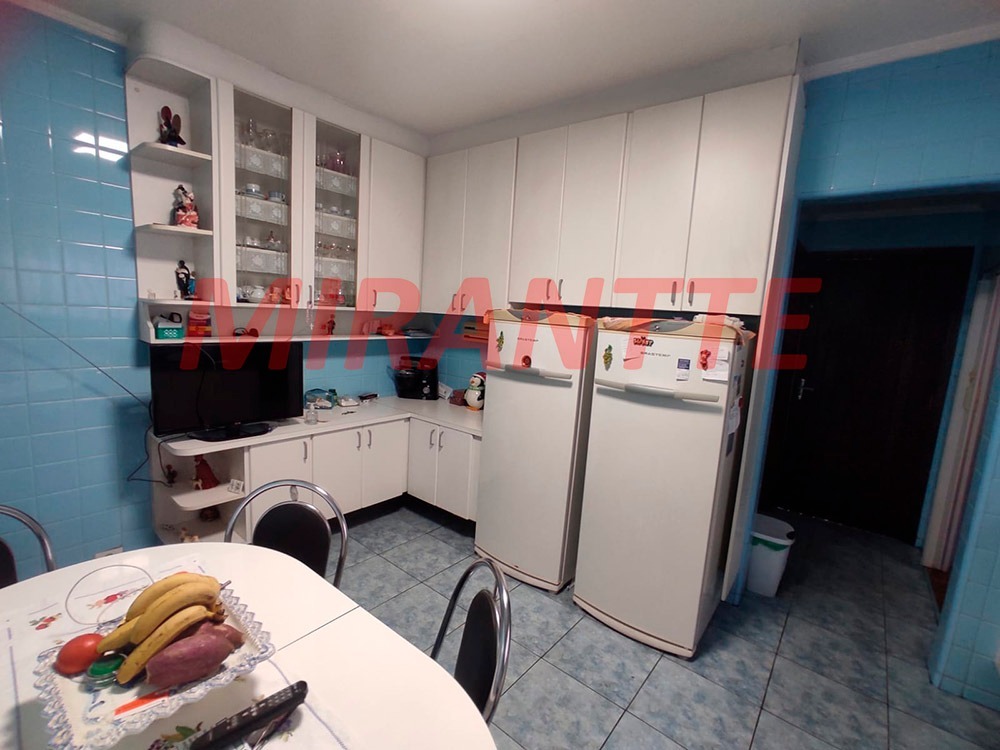 Sobrado de 190m² com 3 quartos em Casa Verde Alta
