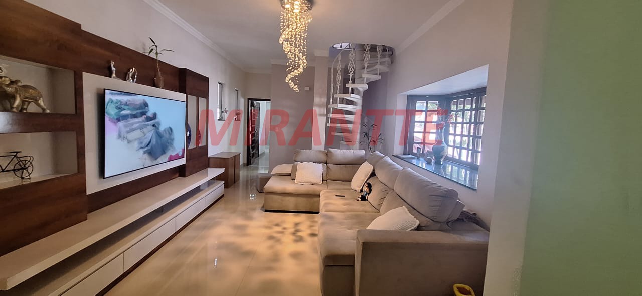 Sobrado de 480m² com 3 quartos em Santana